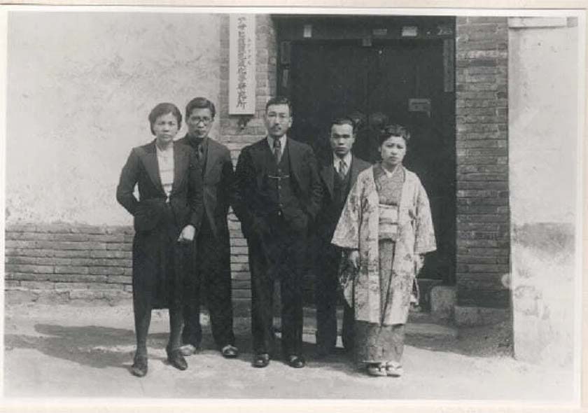 Researchers at Asahi Latex Research Institute (left: Saku Matsukawa; centre: Shigeo Takeuchi)